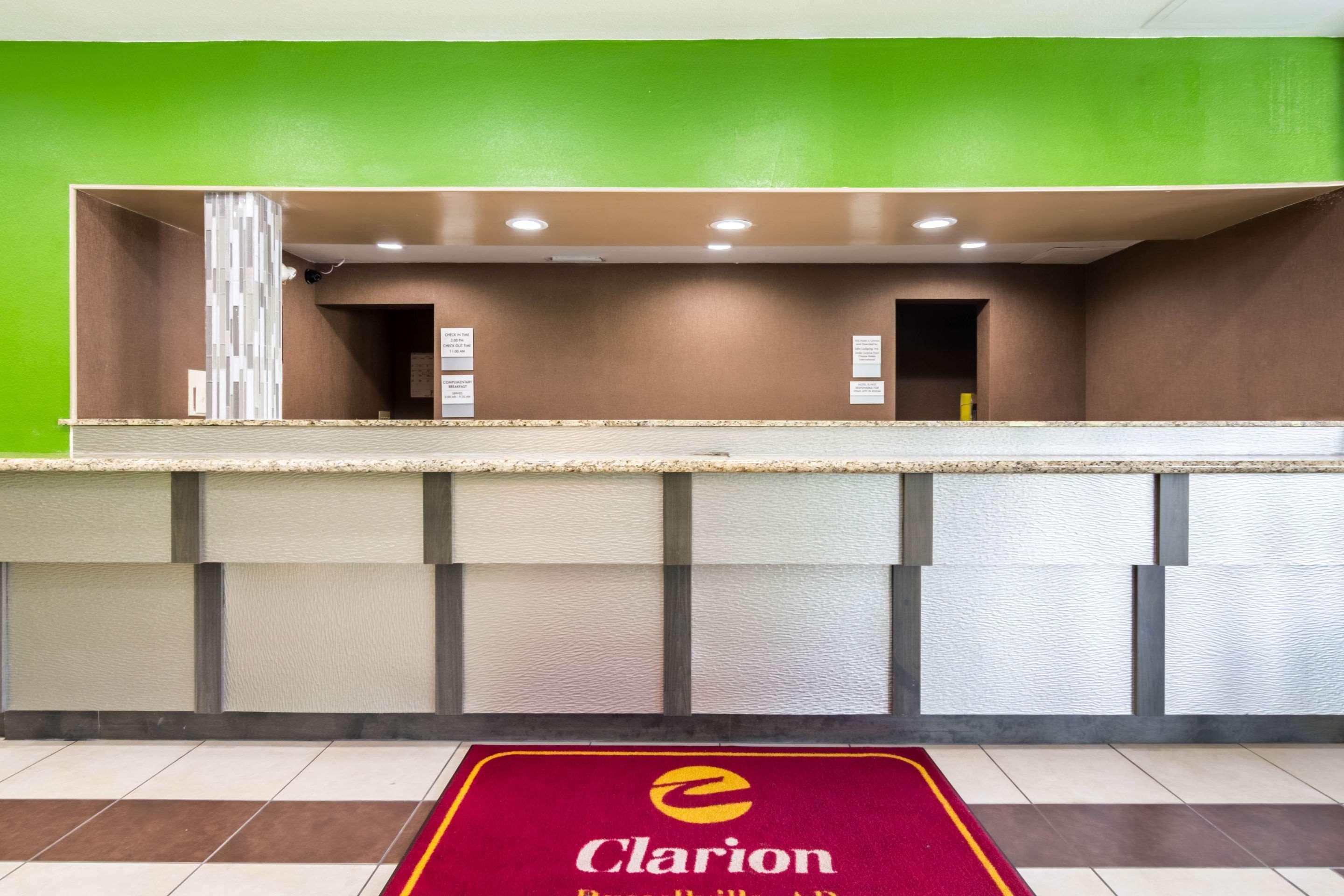Clarion Inn & Suites Russellville I-40 מראה חיצוני תמונה
